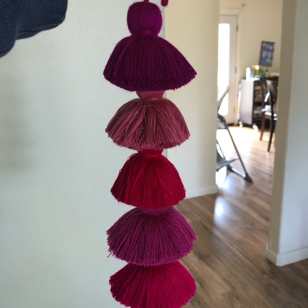 Nena and co tassel